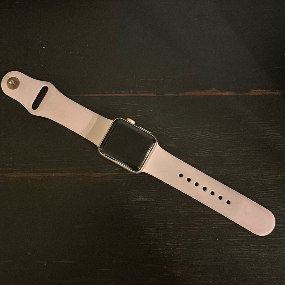 Apple Watch- Series 3